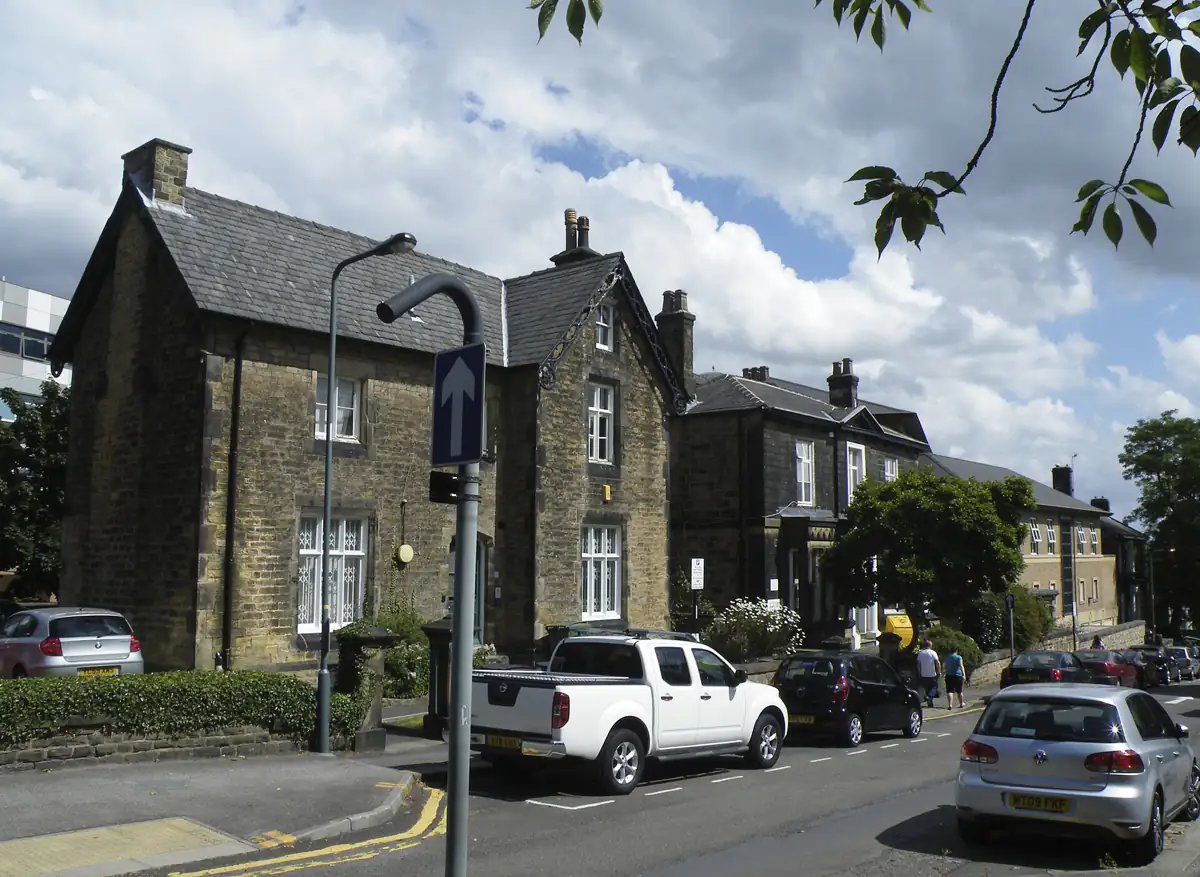Stone villas on Northumberland Road in Broomhill, Sheffield